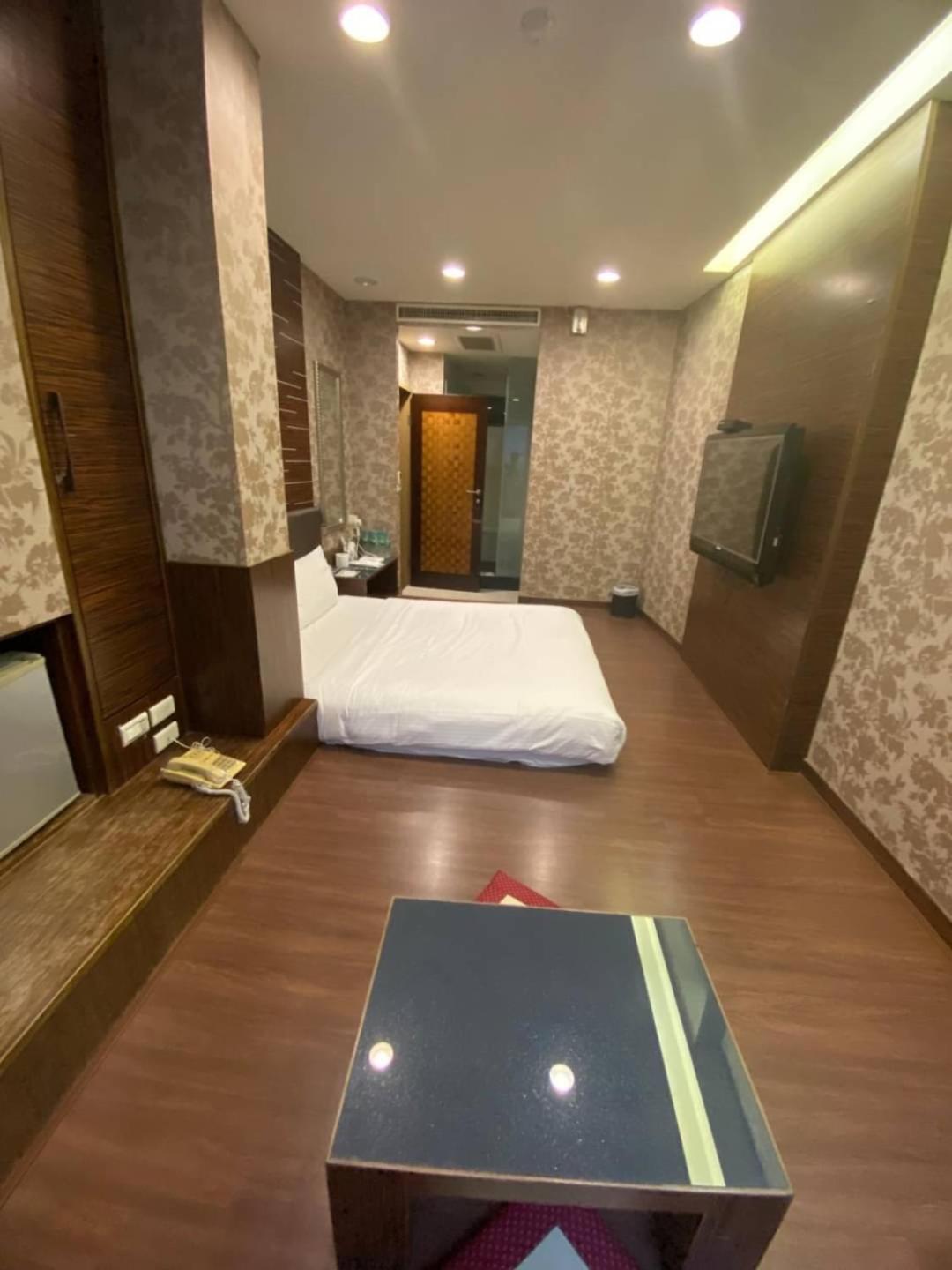 Love Hotel Pingtung المظهر الخارجي الصورة