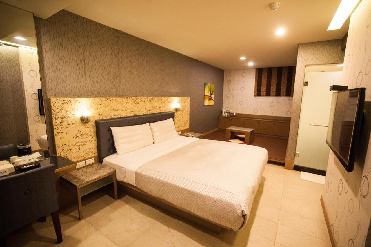 Love Hotel Pingtung المظهر الخارجي الصورة